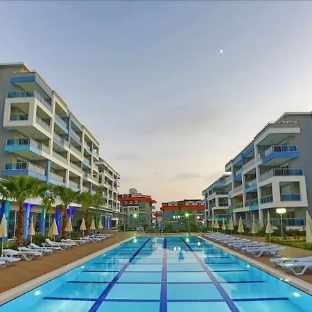 Aurablue Alanyanin En Iyi Sitesinde Full+Full Apartman Çamyolu