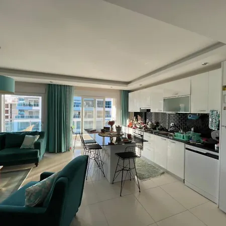 Aurablue Alanyanin En Iyi Sitesinde Full+Full Apartman